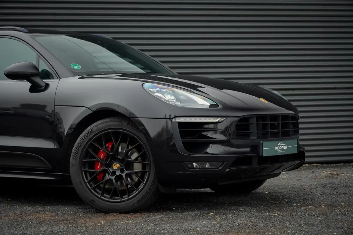 3.0 GTS / Pano / Luchtvering / Trekhaak / Sportstoelen / Carplay