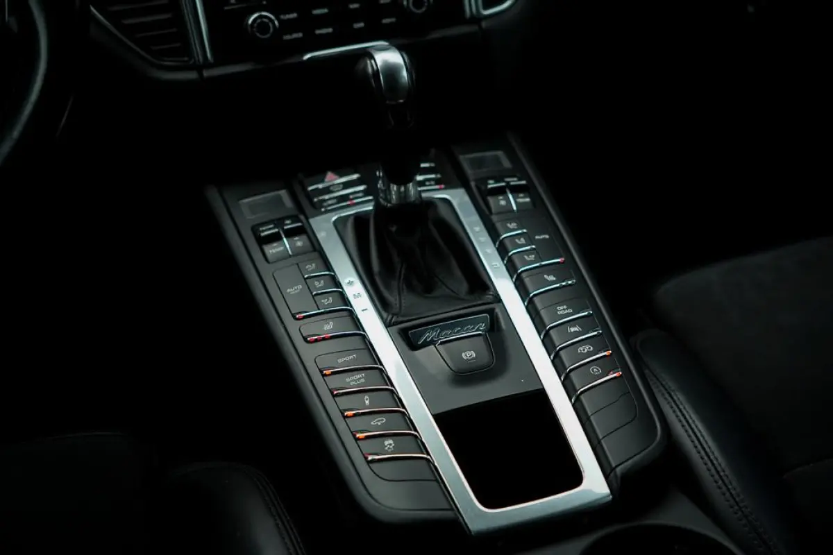 3.0 GTS / Pano / Luchtvering / Trekhaak / Sportstoelen / Carplay