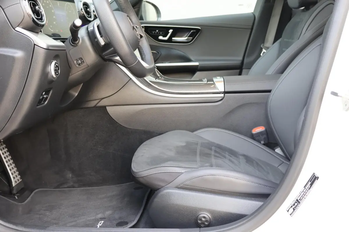 200 AMG Line / Panoramadak / Memory Stoelen / 360 Camera / Night Pakket / Burmester Surround