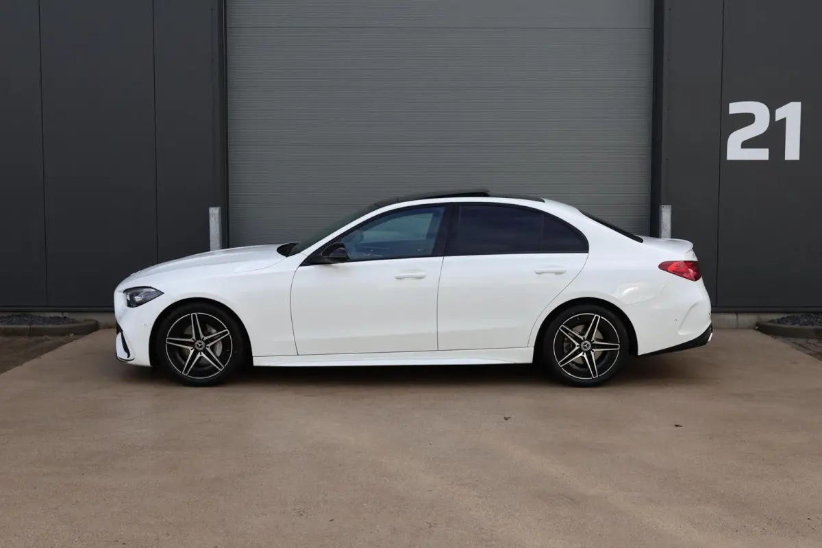 200 AMG Line / Panoramadak / Memory Stoelen / 360 Camera / Night Pakket / Burmester Surround