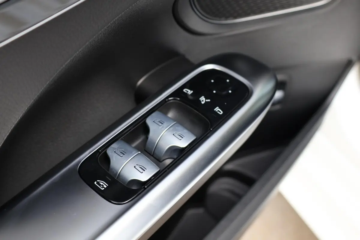 200 AMG Line / Panoramadak / Memory Stoelen / 360 Camera / Night Pakket / Burmester Surround