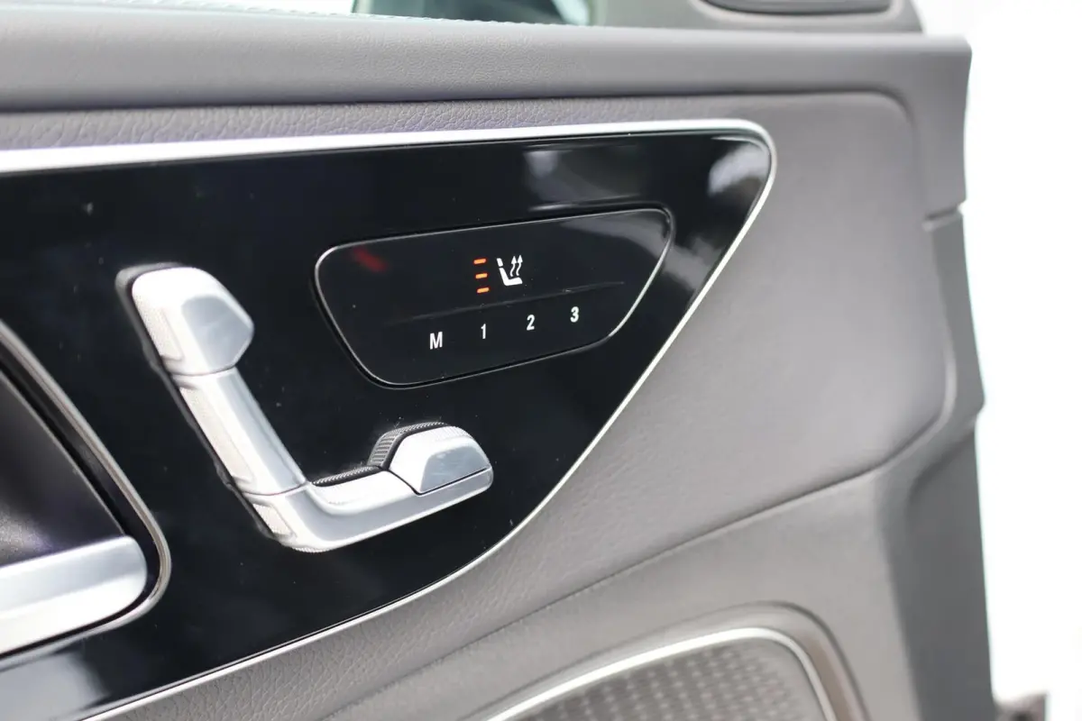 200 AMG Line / Panoramadak / Memory Stoelen / 360 Camera / Night Pakket / Burmester Surround