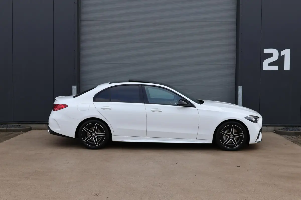 200 AMG Line / Panoramadak / Memory Stoelen / 360 Camera / Night Pakket / Burmester Surround