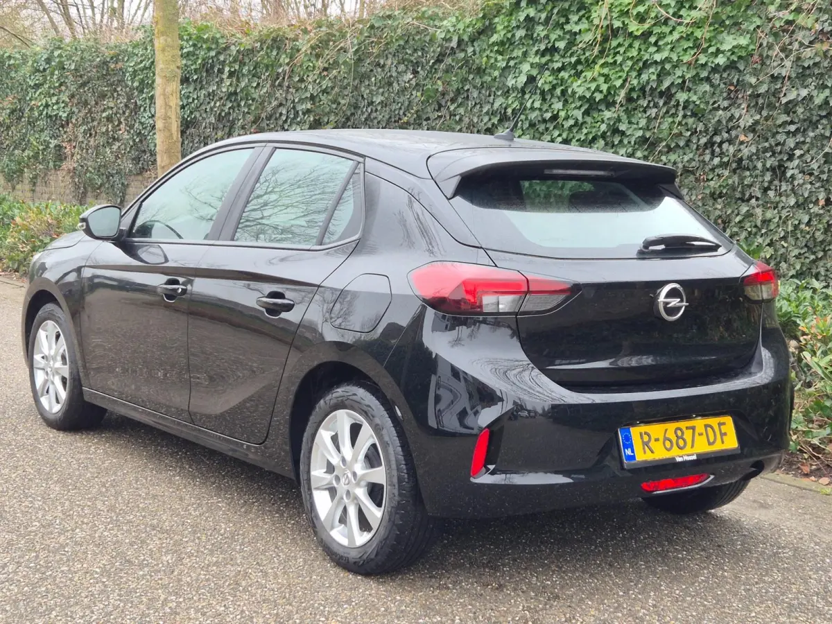 1.2 Edition Android Apple CarPlay Auto Zwart Line Assist NL NAP RIJKLAAR 1.2 Edition