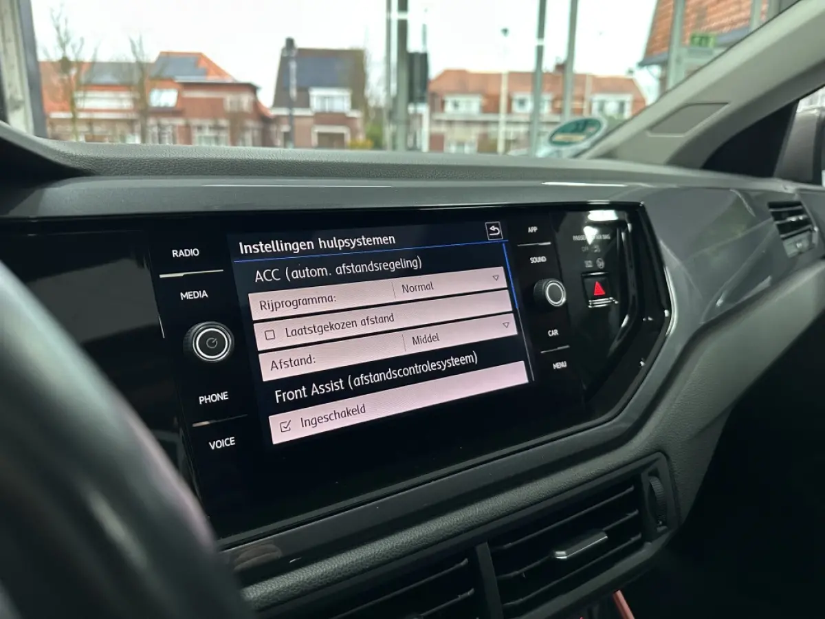1.0 TSI Join PANO ACC BLIND CARPLAY