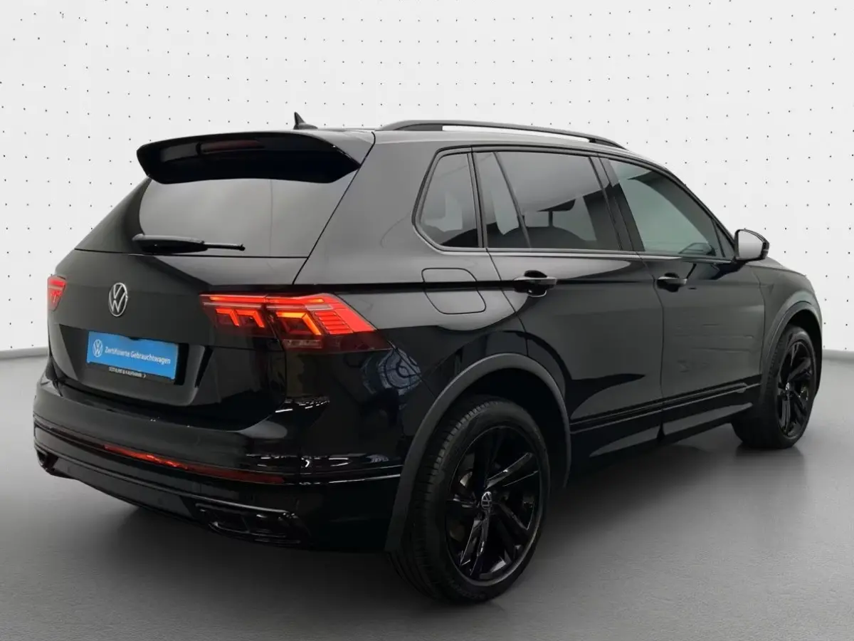 1.4 TSI eHybrid R-Line BLACK ST. ** IQ LIGHT, VIRTUAL, PANORAMA, TREKH, 19-inch LMV ** 1e EIG - UNFALLFREI ** ** INFORMEER OOK NAAR ONZE AANTREKKELIJKE FINANCIAL-LEASE TARIEVEN **