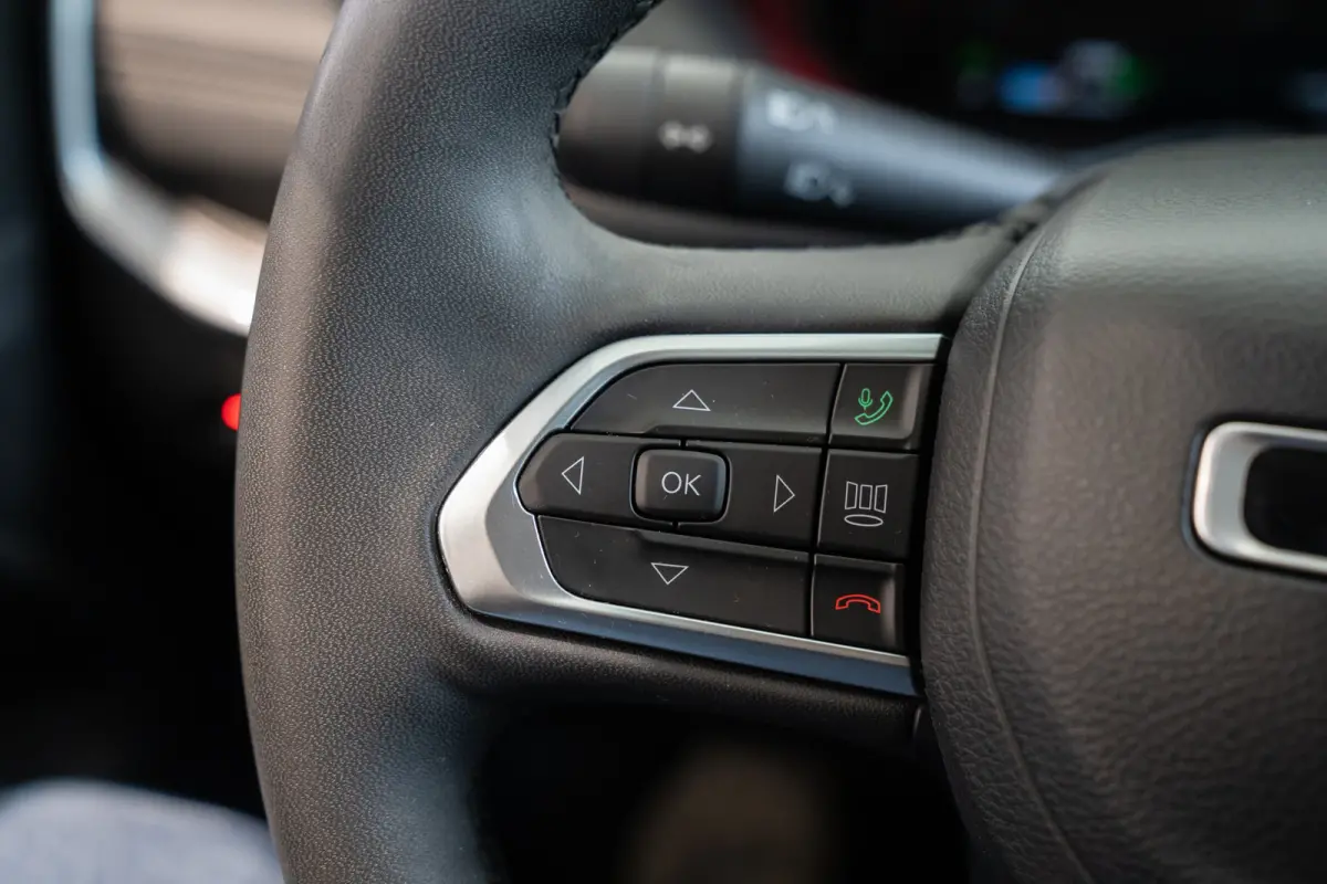 4xe 240 Plug-in Hybrid Limited | Navigatie | Climate Controle | Elektrische Achterklep | Keyless | Camera | Apple Carplay & Android Auto |