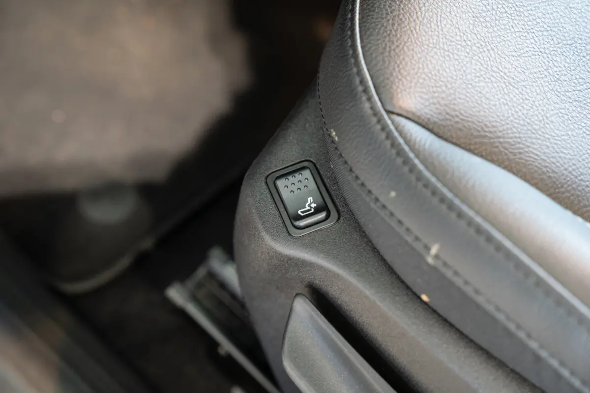 4xe 240 Plug-in Hybrid Limited | Navigatie | Climate Controle | Elektrische Achterklep | Keyless | Camera | Apple Carplay & Android Auto |