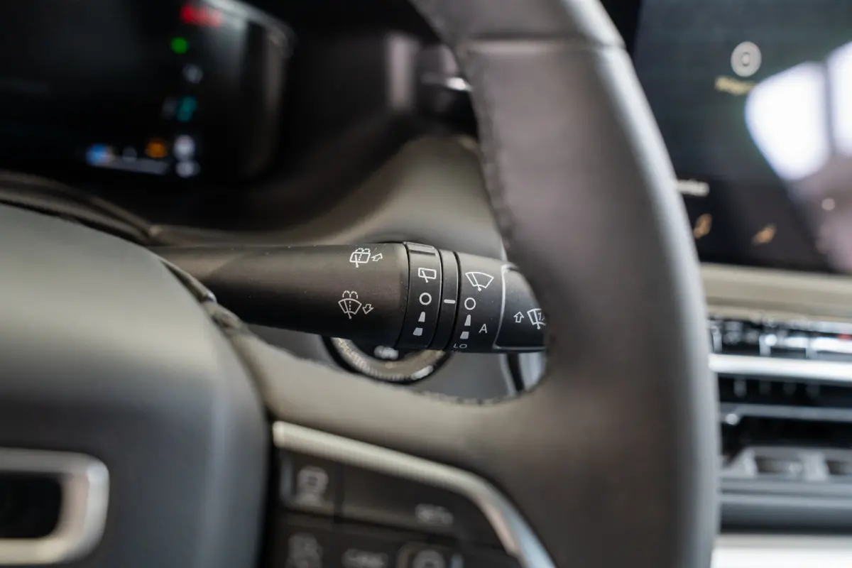 4xe 240 Plug-in Hybrid Limited | Navigatie | Climate Controle | Elektrische Achterklep | Keyless | Camera | Apple Carplay & Android Auto |