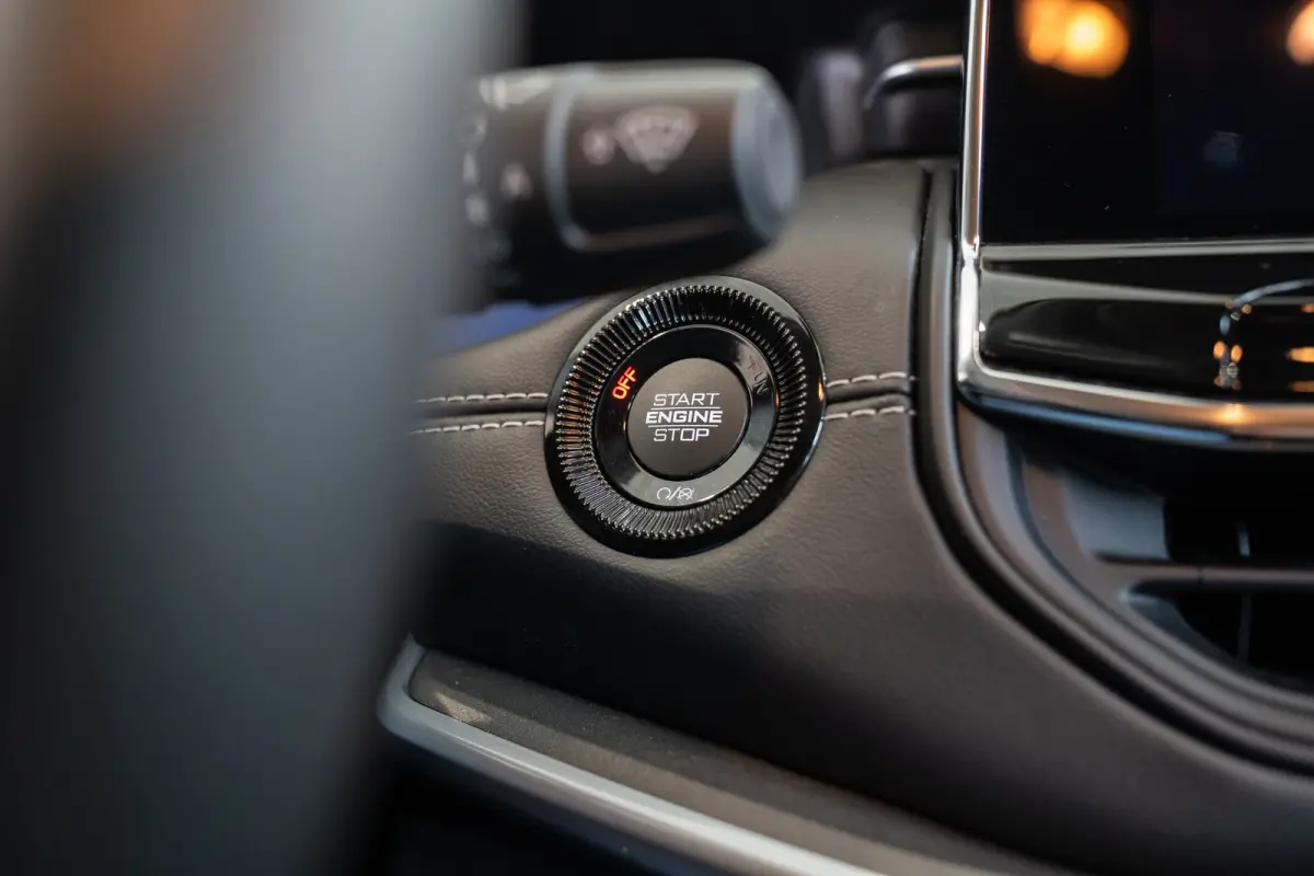 4xe 240 Plug-in Hybrid Limited | Navigatie | Climate Controle | Elektrische Achterklep | Keyless | Camera | Apple Carplay & Android Auto |