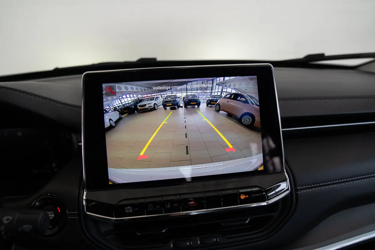 4xe 240 Plug-in Hybrid Limited | Navigatie | Climate Controle | Elektrische Achterklep | Keyless | Camera | Apple Carplay & Android Auto |