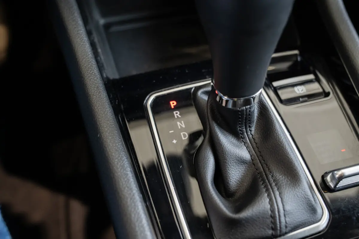 4xe 240 Plug-in Hybrid Limited | Navigatie | Climate Controle | Elektrische Achterklep | Keyless | Camera | Apple Carplay & Android Auto |