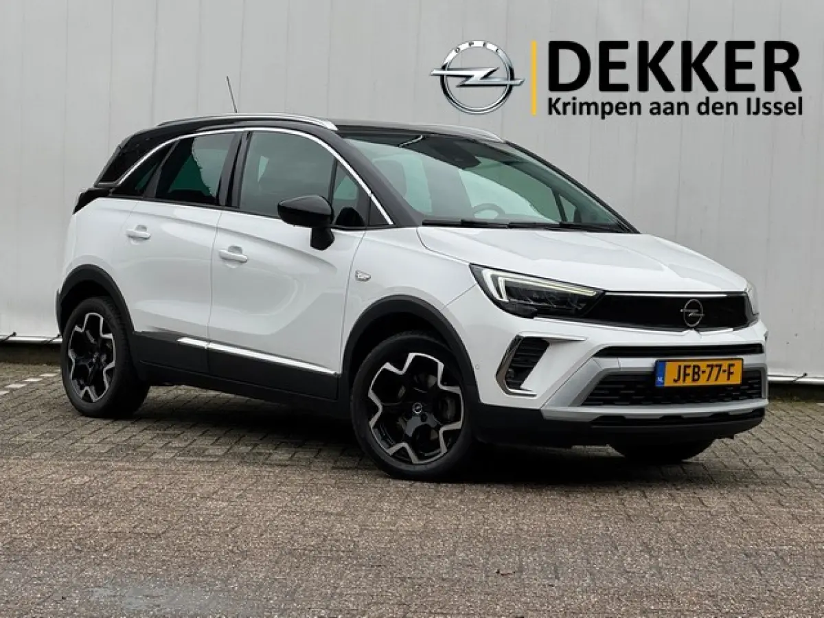 1.2 Turbo Ultimate Automaat met Navi/Camera, AGR/Alcantara, Climate Controle