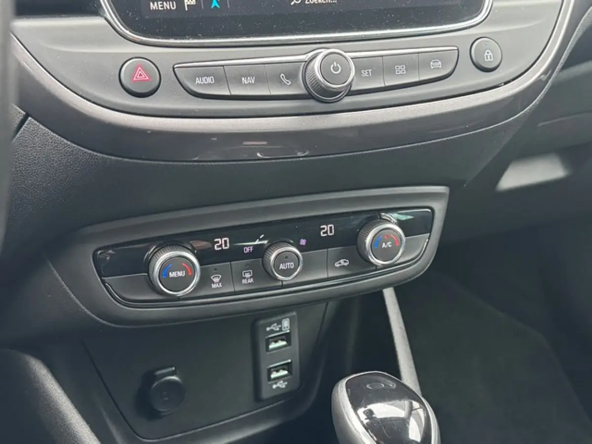 1.2 Turbo Ultimate Automaat met Navi/Camera, AGR/Alcantara, Climate Controle