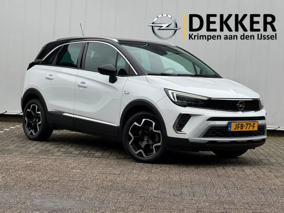 1.2 Turbo Ultimate Automaat met Navi/Camera, AGR/Alcantara, Climate Controle