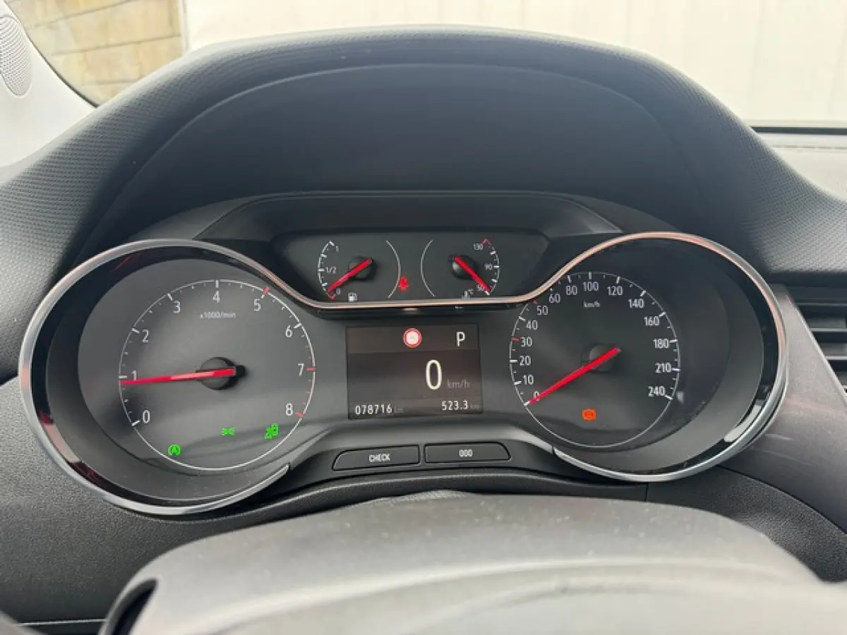1.2 Turbo Ultimate Automaat met Navi/Camera, AGR/Alcantara, Climate Controle