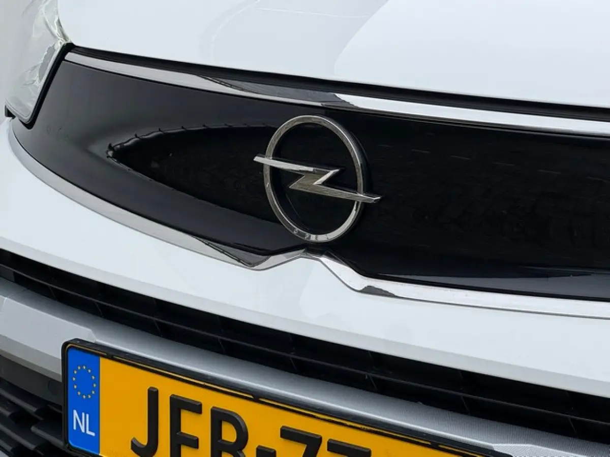 1.2 Turbo Ultimate Automaat met Navi/Camera, AGR/Alcantara, Climate Controle