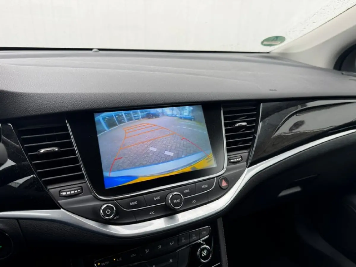 1.4 Turbo Innovation met Navi/Camera, 18inch, Elek.A.Klep, 1e Eigenaar!