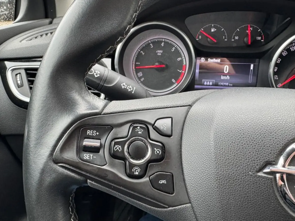 1.4 Turbo Innovation met Navi/Camera, 18inch, Elek.A.Klep, 1e Eigenaar!