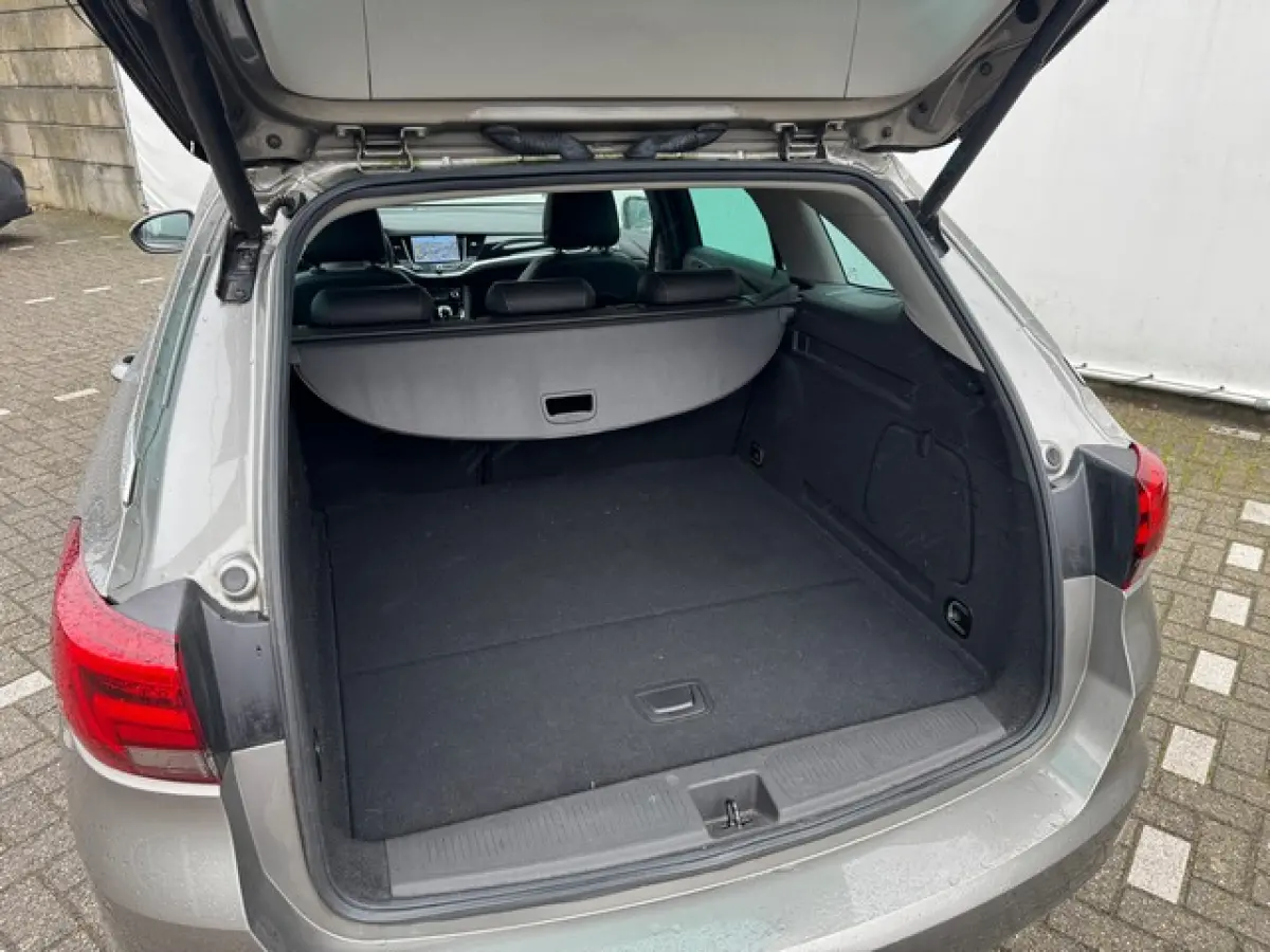 1.4 Turbo Innovation met Navi/Camera, 18inch, Elek.A.Klep, 1e Eigenaar!