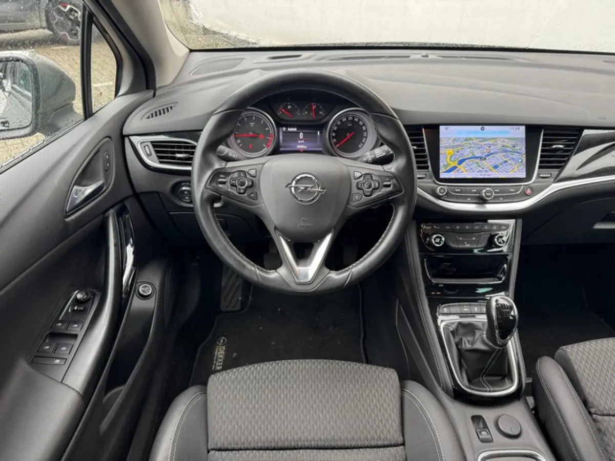 1.4 Turbo Innovation met Navi/Camera, 18inch, Elek.A.Klep, 1e Eigenaar!