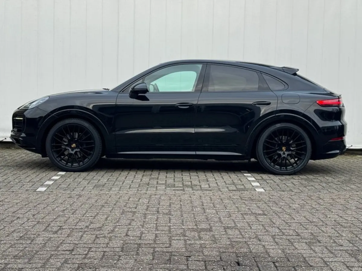 3.0 E-Hybrid met Sport Design, Soft-Close,  22inch, Luchtvering, Bose, LED