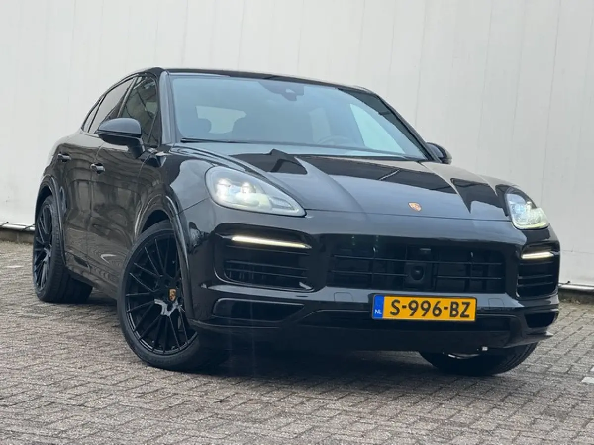 3.0 E-Hybrid met Sport Design, Soft-Close,  22inch, Luchtvering, Bose, LED