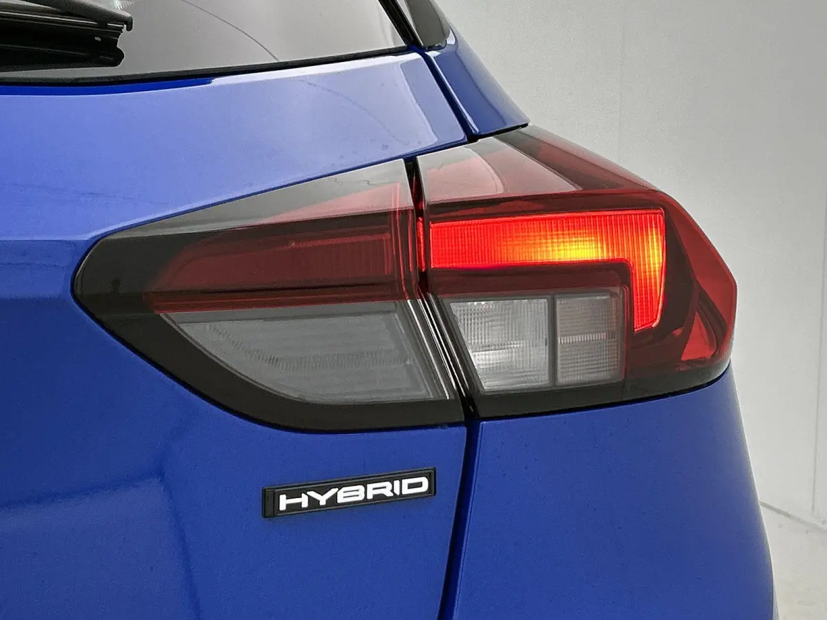 1.2 Hybrid Edition 110pk Automaat | 8 JAAR GARANTIE | Camera | Winterpakket | Cruise Control | Apple Carplay/Android Auto | 16"LMV | LED | Dodehoekdetectie |