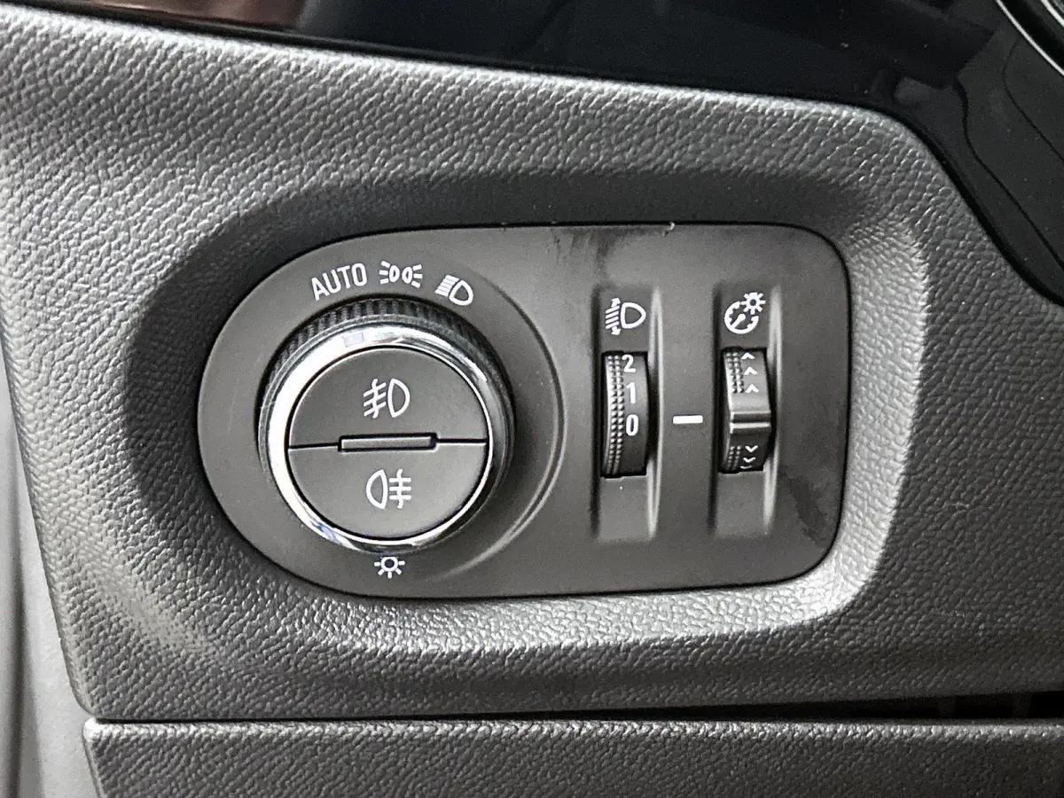 1.2 Hybrid Edition 110pk Automaat | 8 JAAR GARANTIE | Camera | Winterpakket | Cruise Control | Apple Carplay/Android Auto | 16"LMV | LED | Dodehoekdetectie |