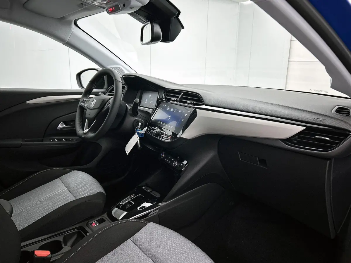 1.2 Hybrid Edition 110pk Automaat | 8 JAAR GARANTIE | Camera | Winterpakket | Cruise Control | Apple Carplay/Android Auto | 16"LMV | LED | Dodehoekdetectie |
