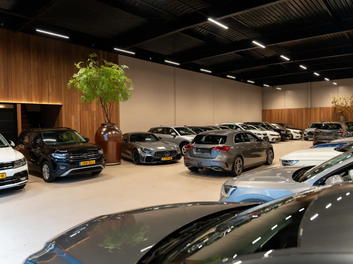 350 e 4MATIC Premium Plus AMG Line, Pano, Night Pakket, Burmester, 360 Cam, Luchtvering, Ambiënte Light