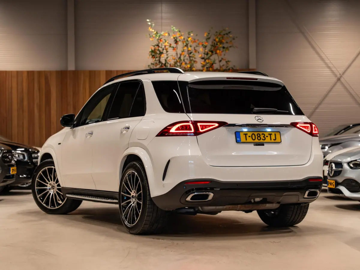 350 e 4MATIC Premium Plus AMG Line, Pano, Night Pakket, Burmester, 360 Cam, Luchtvering, Ambiënte Light