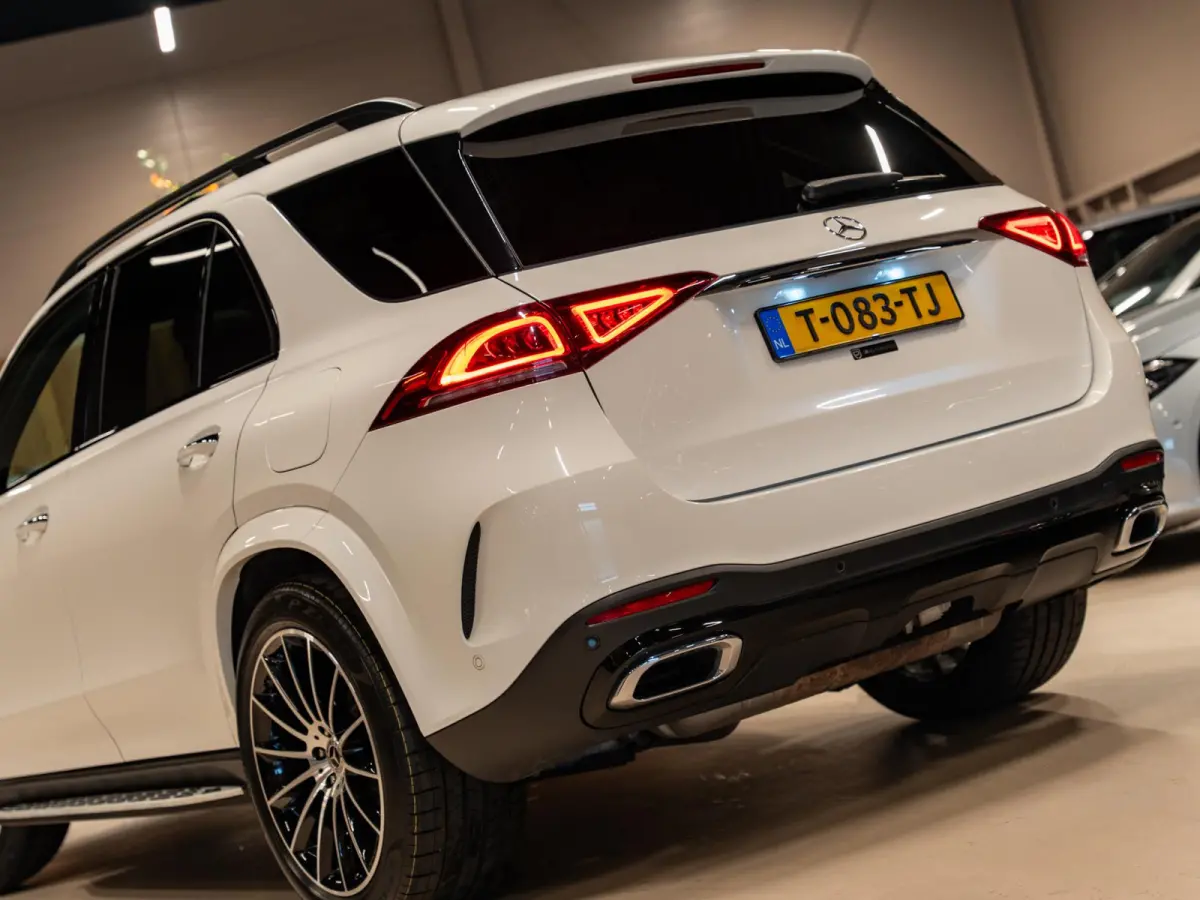 350 e 4MATIC Premium Plus AMG Line, Pano, Night Pakket, Burmester, 360 Cam, Luchtvering, Ambiënte Light
