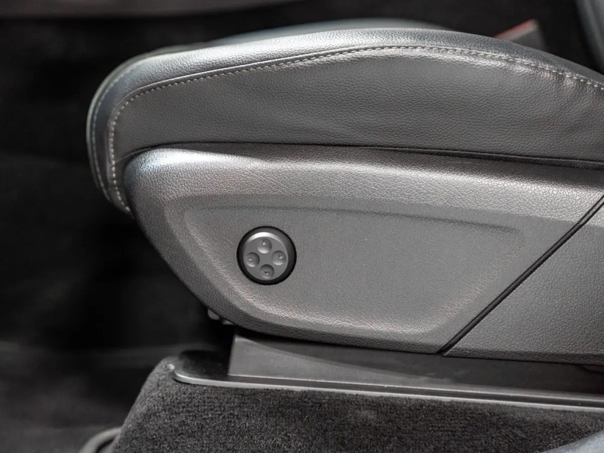 350 e 4MATIC Premium Plus AMG Line, Pano, Night Pakket, Burmester, 360 Cam, Luchtvering, Ambiënte Light