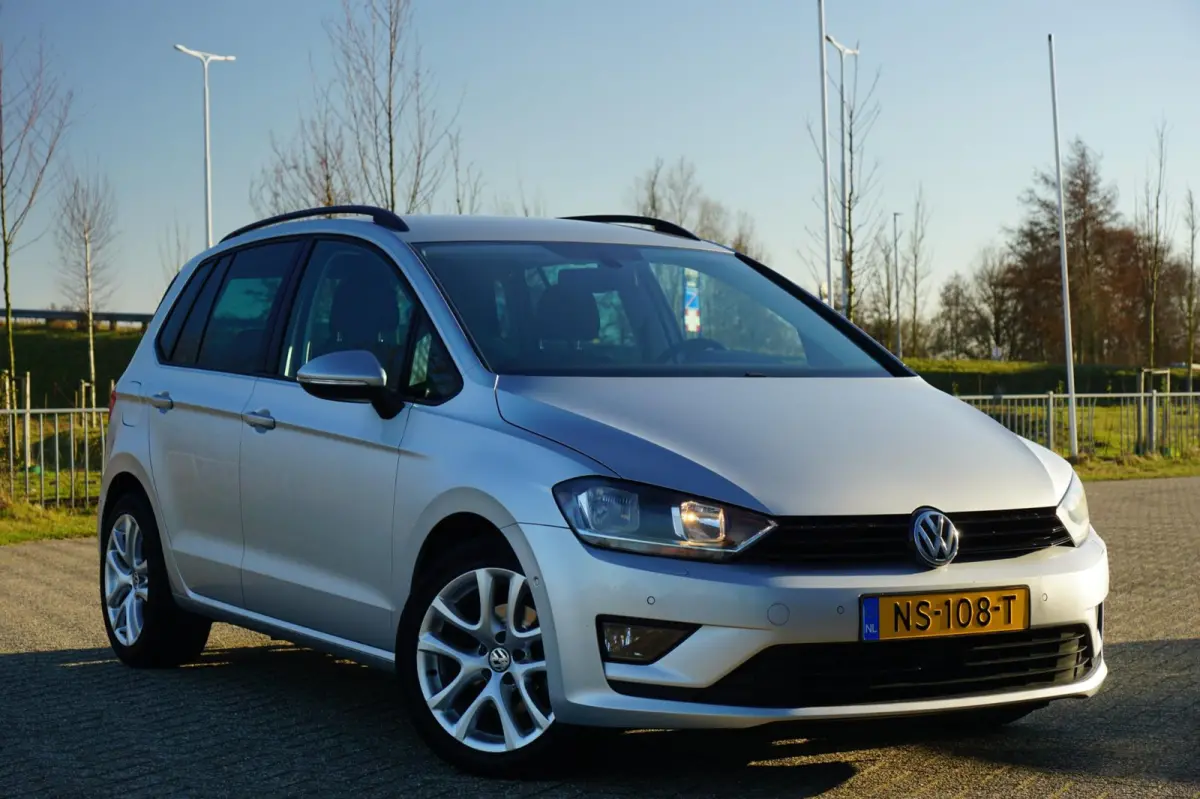1.6 TDI Comfortline AUTOMAAT | Reflex Silver | Navi/Cruise/Trekhaak/Stoelverwarming - Keurig!
