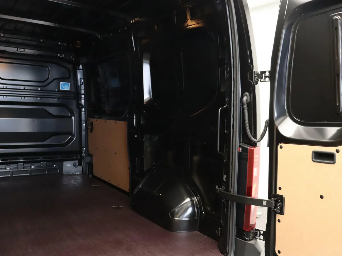Nismo + | Alleen Bij ABD! | 0% Rente | 5 Jaar Garantie | Nissan Motorsport | 2000KG Trekgewicht | Tot 460Km Actieradius | Laadruimepakket |