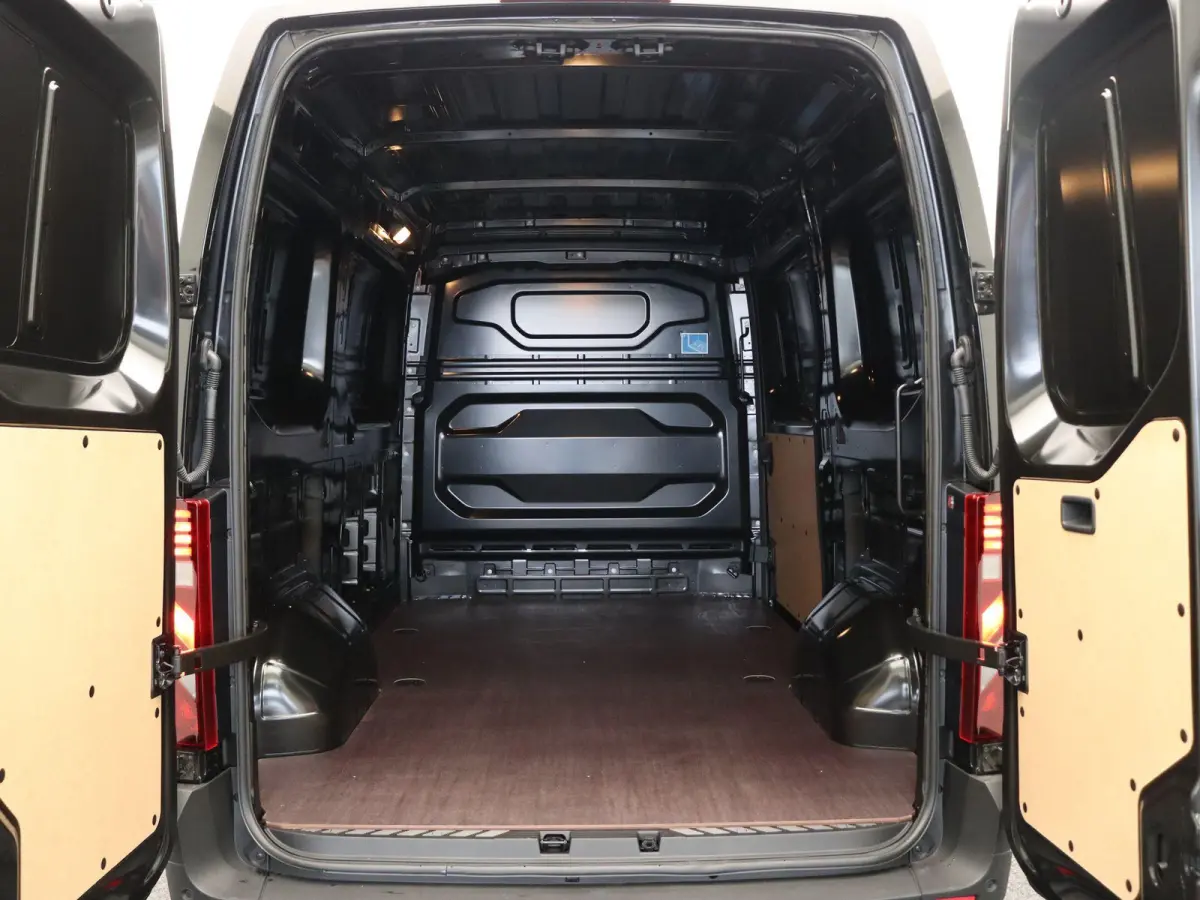 Nismo + | Alleen Bij ABD! | 0% Rente | 5 Jaar Garantie | Nissan Motorsport | 2000KG Trekgewicht | Tot 460Km Actieradius | Laadruimepakket |