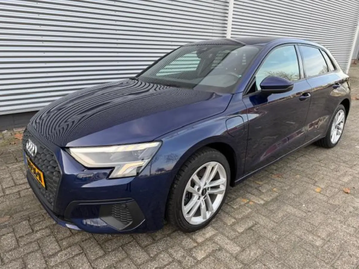 40 TFSI e Advanced edition,trekhaak,Carplay,Navigatie,Cruisecontrol,Parkeersensoren,LED