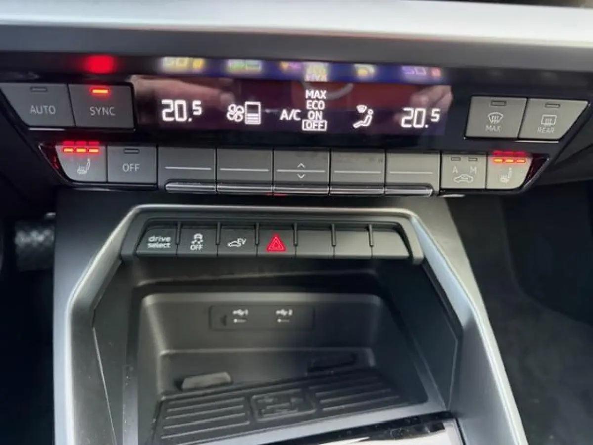 40 TFSI e Advanced edition,trekhaak,Carplay,Navigatie,Cruisecontrol,Parkeersensoren,LED
