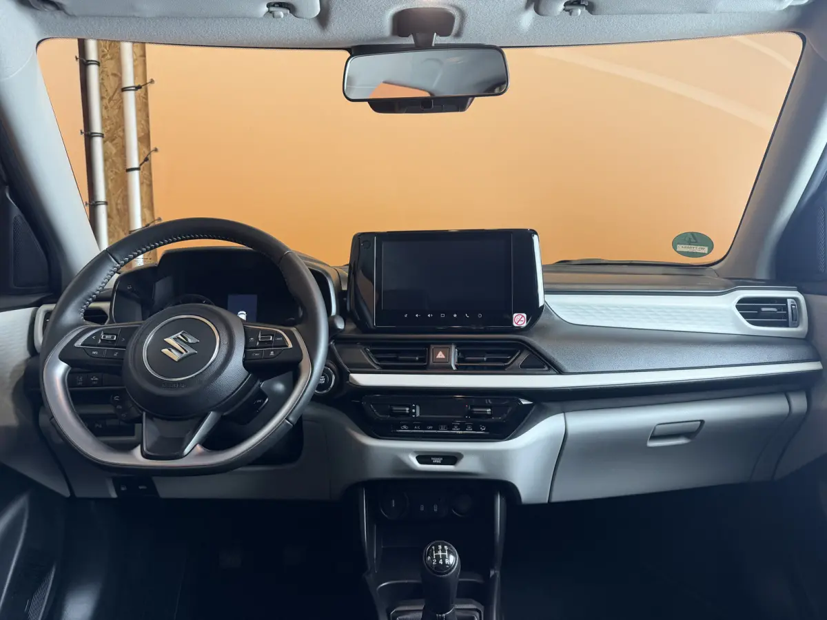 1.2 Select Smart Hybrid navi | camera | adaptive cruise lmv | stoelverwarming