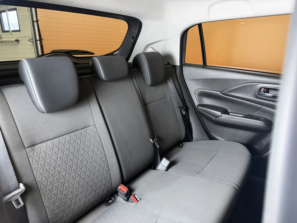 1.2 Select Smart Hybrid navi | camera | adaptive cruise lmv | stoelverwarming