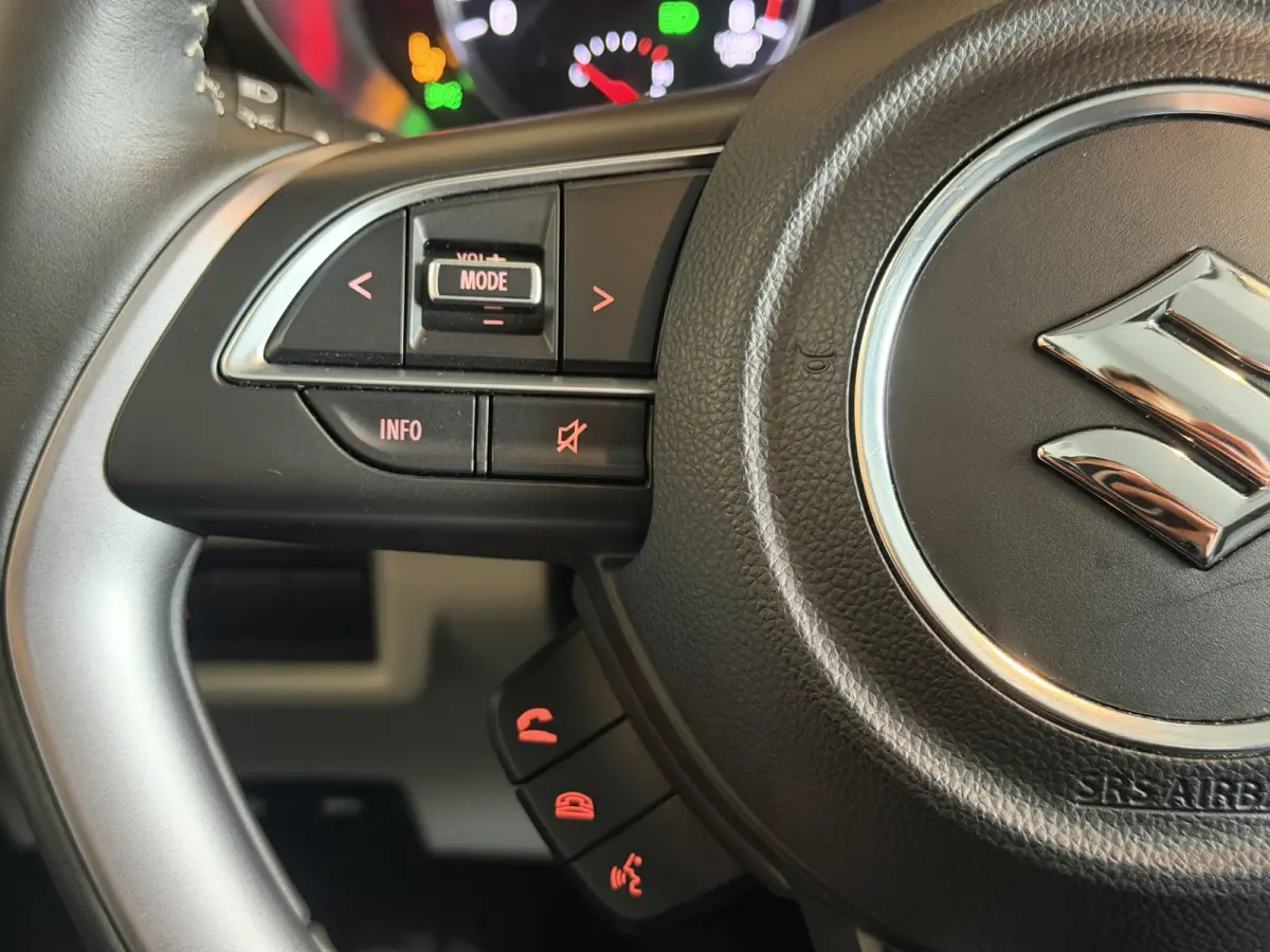 1.2 Select Smart Hybrid navi | camera | adaptive cruise lmv | stoelverwarming