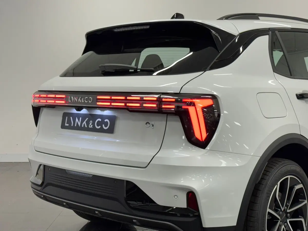 1.5 Core | Achteruitrijcamera | Apple Carplay/Android Auto|telefoonintegratie premium | Cruise control adaptief