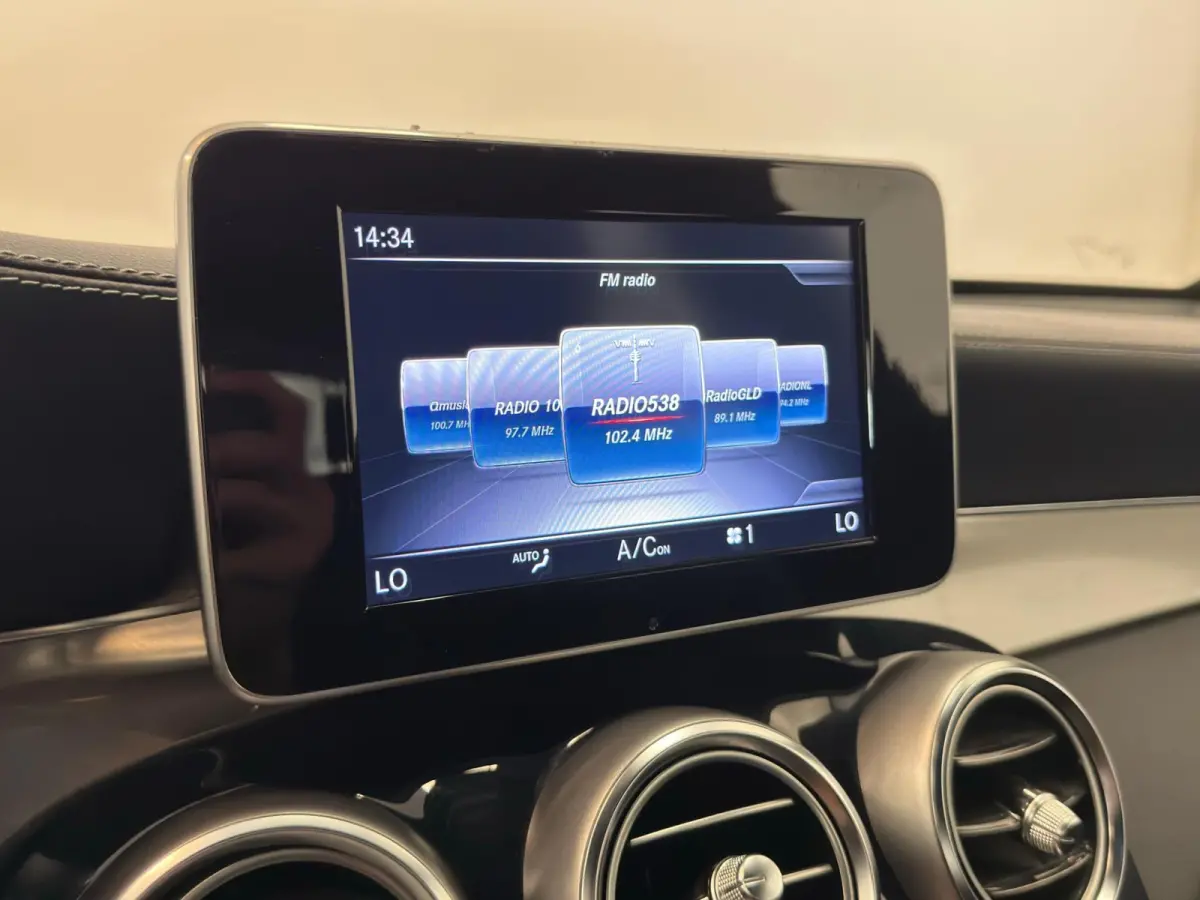 220d 4Matic / NL-auto / Stoelverwarming