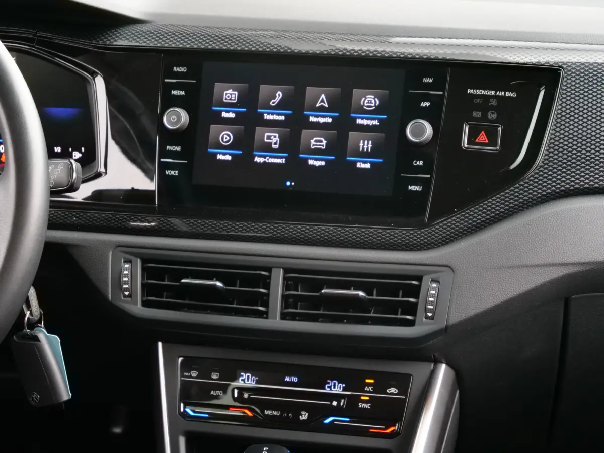 1.0 TSI Life Edition 96 Pk Automaat Apple Carplay / DAB / Camera / PDC / Climate control