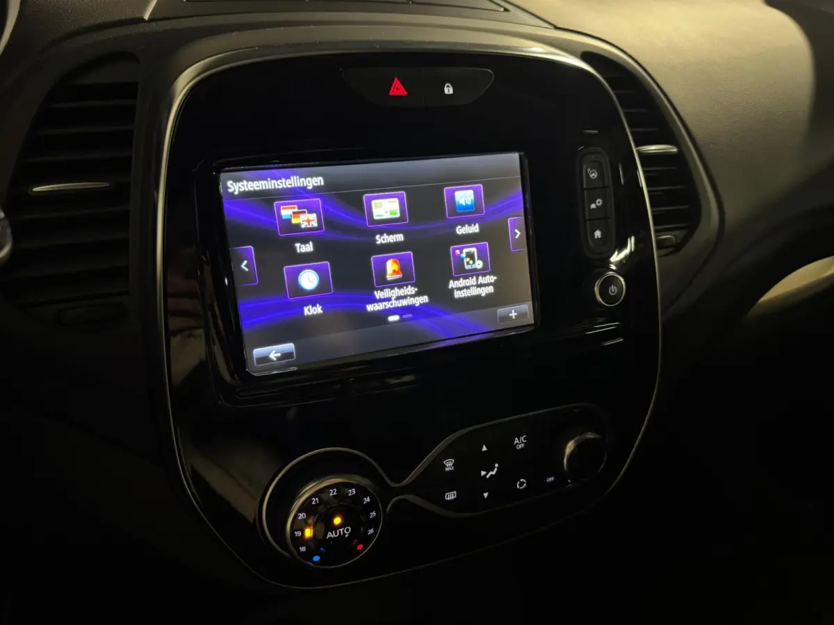 0.9 TCe Intens CAM KEYLESS PDC NAVI