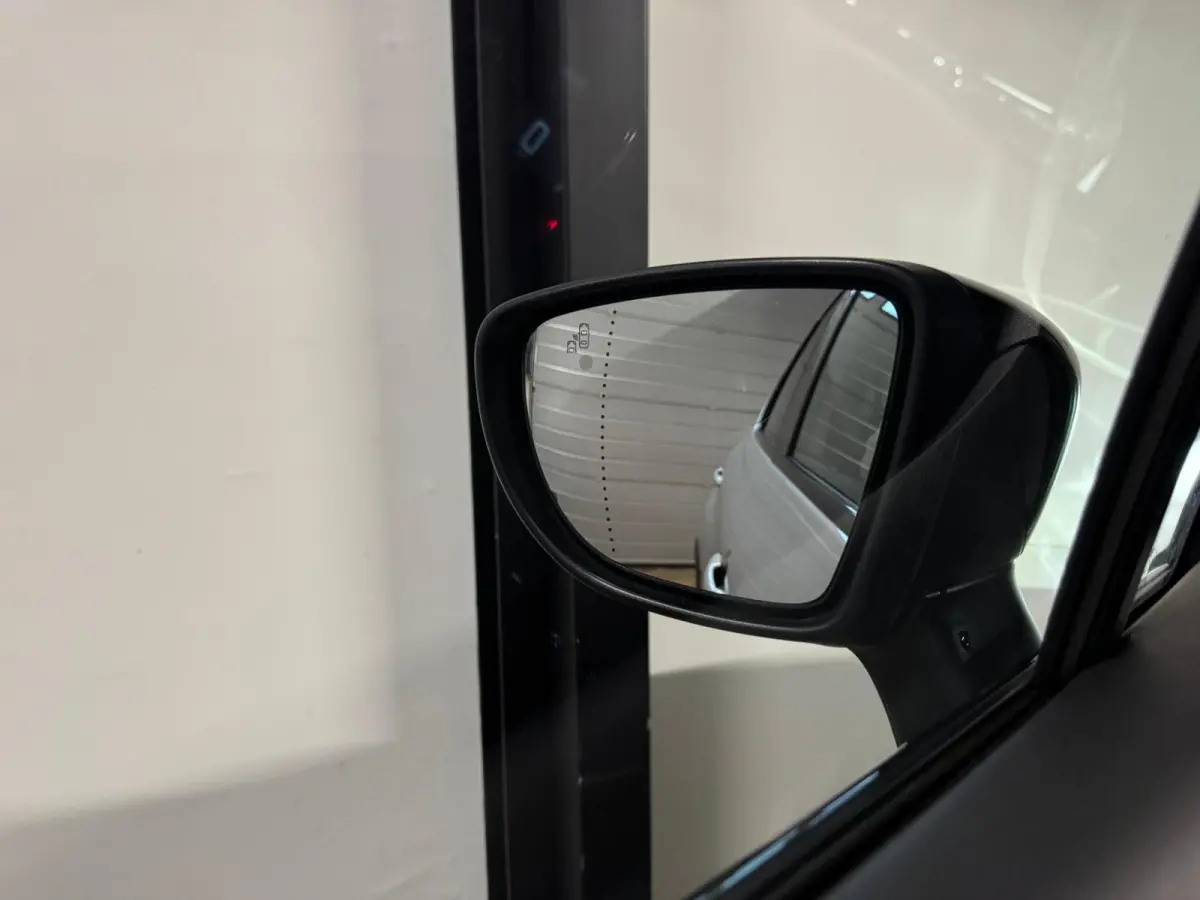 0.9 TCe Intens CAM KEYLESS PDC NAVI
