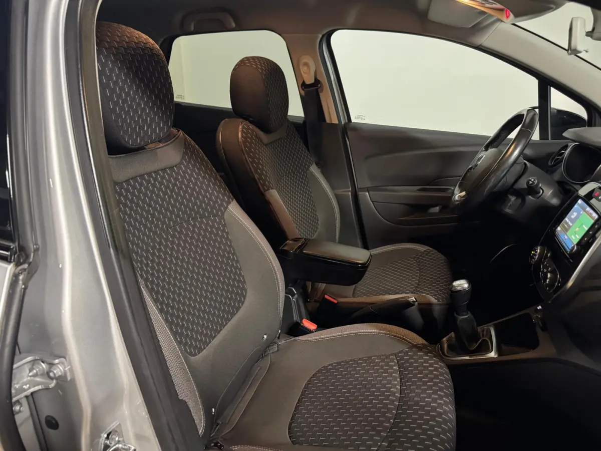 0.9 TCe Intens CAM KEYLESS PDC NAVI