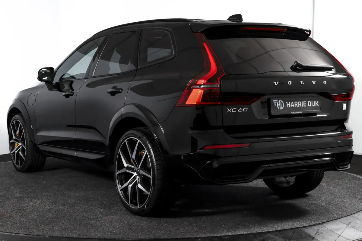 2.0 T8 Plug-in-hybrid AWD Polestar Engineered - Facelift MY26 | Bowers & Wilkins | Dig.Cockpit | Adapt.Cruise | Stoel+-Stuurverw. | PDC | 360 Camera | NAV + App.Connect + NAV | ECC | LM 22" 