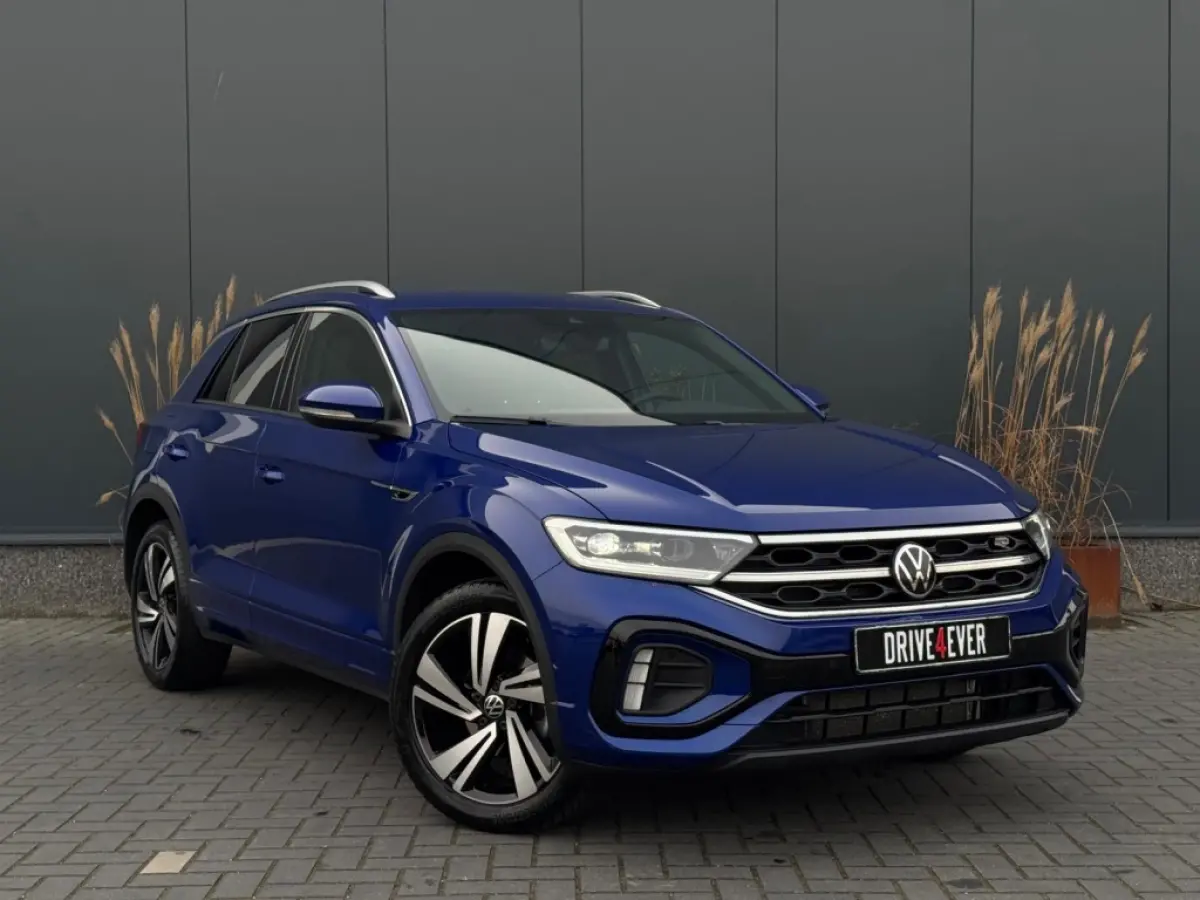 1.5 TSI R-Line 11-2025 IQ LIGHT NAVI CAMERA CLIMATE SPORTVELGEN